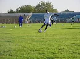 تابع اخبار الهلال السعودي اليوم مع تغطية مباشرة علي مدار الساعة لأخر الأخبار اليومية لنادي الزعيم العالمي وانتقالات الفريق وجميع اللاعبين وترتيبه في الدوري السعودي. File ÙƒØ§Ø¨ØªÙ† Ù…Ø¹ØªØ² ÙƒØ¨ÙŠØ± ÙÙŠ ØªØ¯Ø±ÙŠØ¨ Ù†Ø§Ø¯ÙŠ Ø§Ù„Ù‡Ù„Ø§Ù„ 2004 Jpg Wikipedia