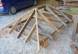 In terms of setting out your roof make sure that the hip rafters are at 45 degrees to the wall plate. How To Build A Hip Roof Shed