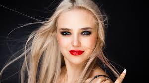 Bienvenue sur la chaîne youtube de boursorama ! Cheveux La Tendance Est Au Blond Froid Pour Le Printemps Ete 2015 Huffpost Quebec Vivre