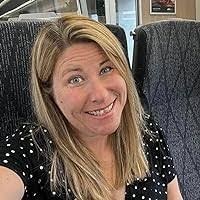 Ingrid Davidson's Instagram, Twitter & Facebook