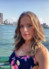 When should I stop feeding my fish in the pond during winter?