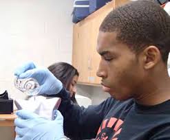 DER's 2014 Annual Report: Personal Connections