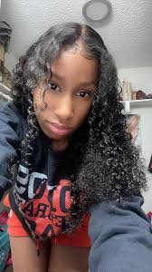 It's been 20 long years since the start of Shana's fiery light, but the  Burning-Eyed Hunter still blazes ever bright 🔥 Add it to your list:  listani.me/shana-anime