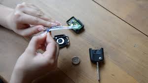 Batteriewechsel Bei Einem Vw Funkschlussel Battery Replacement Vw Radio Key Youtube