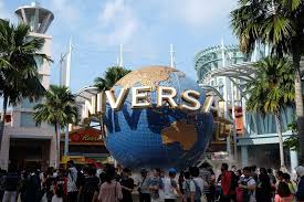 Selanjutnya acara bebas untuk anda shopping dan jalan jalan dengan taxi / m.r.t ( kereta bawah tanah pagi hari pk 09.00, anda di jemput kembali dan di antar mengunjungi universal studio singapore. Travel Hacks Universal Studio Singapore