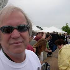 Robert Marqusee's Instagram, Twitter & Facebook