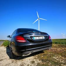 Pin By Chris Ringor On Mercedes Benz Showroom Amazing Cars Luxury Cars Mercedes Benz