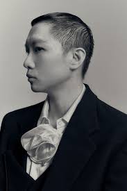 時尚攝影師Issac Lam 發佈《Us Beyond Flash and Bones》企劃，以圖片說故事！