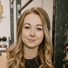 Amanda Zentz's Instagram, Twitter & Facebook