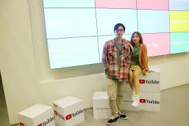 Adventure, bangkok, best, explorer, great, journey, passion passport, pattaya, rendy the labels: Masuk Trending Top Di Youtube Ini 10 Potret Mesra Rendy Dan Natya
