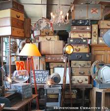 Bits And Pieces Quilt Shop Eudora Kansas Honeycomb Creative Co Bottoms Up Antiques Prize Antique Booth Ideas Vintage Suitcases Booth Decor