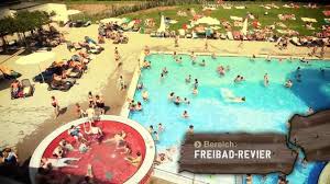 Slide down a really large water slide and try to leave all your opponents behind. Vorstellung Des Bades Aquapark Oberhausen Imagefilm Youtube