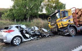 In the event of an accident it is advised that those involved in an accident park their vehicles in a safe place to avoid further accidents or traffic jams. 5 Tips When Involved In A Road Accident News And Reviews On Malaysian Cars Motorcycles And Automotive Lifestyle