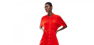 Un choix unique de robe lacoste disponible dans notre magasin. Mode Un Air Retro