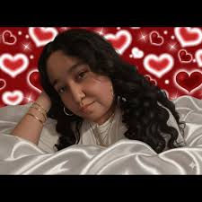 Do hosts take too much profit from online games?