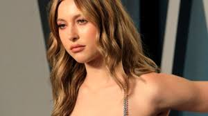 Everything to Know About Steve Jobs' Daughter Eve Jobs