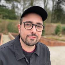 Thom Clark (@thomclarkedit)