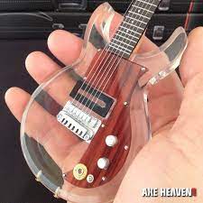Dave Grohl S Dan Armstrong See Through Acrylic Miniature Guitar Replica Collectible Miniature Guitars Guitar Guitar Tuners