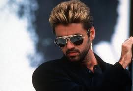 Los influyentes looks de George Michael: La evolución de un ícono de la  moda masculina