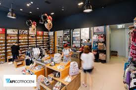 Maybe you would like to learn more about one of these? Vans In Afi Cotroceni Shopping Si Relaxare