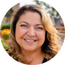 Wendi Lawson's Instagram, Twitter & Facebook