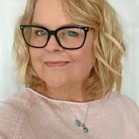 500+ Profile mit dem Suchbegriff „Windholz“