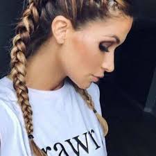 10 coupes et coiffures tendance en 2020 idée tendance coupe coiffure femme 2017/ 2018 : Coupe De Cheveux Femme Mi Long