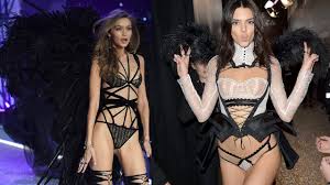 Irina the mammy shayk at the victoria's secret fashions show uploaded by upload to youtube for windows phone Irina Shayk Walks 2016 Victoria S Secret Fashion Show Runway Pregnant Youtube