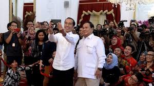 Japan's prime minister yoshihide suga, suga's wife mariko, indonesian president joko widodo, and widodo's wife iriana, wave during a visit at indonesian presidential palace in bogor, indonesia. Jokowi And Subianto Why Indonesia S Leader Went From Scorn To Selfies Bbc News