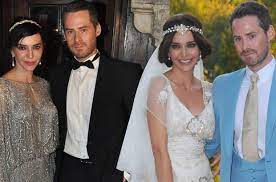 Hande ataizi ve benjamin harvey tatile çıkıyor. Hande Ataizi Benjamin Harvey Ile 6 Yillik Evliligini Neden Bitirdigini Acikladi Magazin Haberleri