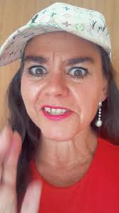 Why is it so hard to save money? #investnz #savings #shares  #payyourselffirst💵 #savingsaccount #savingcourse