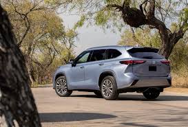 This car has been in the family since 2000 and although it's changed hands to other family members and has driven all over the place it is still going strong. 2020 Toyota Highlander Platinum Review Is The 2020 Highlander The Best 3 Row Family Suv