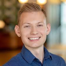 Today marks the end of an incredible 4.5 year journey at one of the best  companies in the world. There are so many reasons why I have loved my time  at Google,