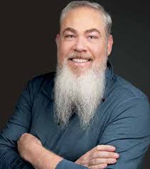 MARQUETTE MAGAZINE SPRING 2022