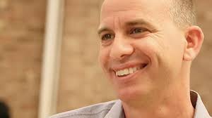 害怕当众演讲是否会限制你的职业发展？