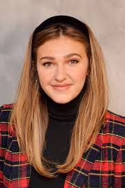 Gabrielle Hodge's Instagram, Twitter & Facebook