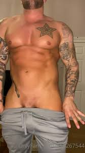 BIG SEXY SHANNON WITH HIS MUSCLE 5 - ThisVid.com Türkçe