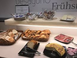 Buffet Desayuno Picture Of Gran Hotel Ciudad De Barbastro Barbastro Tripadvisor