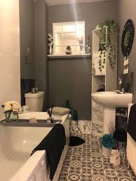 Basically you need to layout your bathroom floor for. People Are Calling This The Best Bathroom Transformation They Ve Seen And All The Mum Used Is B M Bargains