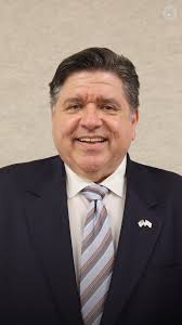 We're making it easier than ever to go to college in Illinois by lowering  costs for our students. From dual credit programs to direct admissions to  our public universities with no application