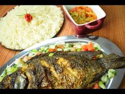 Ivorianfood Poisson Braise Et Attieke Choco Youtube Poisson Braise Poisson Attieke Poisson