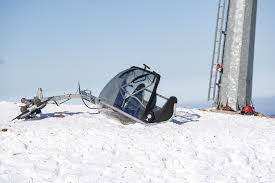 Die beste zeit für einen urlaub am lago maggiore. Video Nach Vierer Sessel Absturz Am Fronalpstock Zwei Personen Schweben In Lebensgefahr Zwei Personen Erheblich Verletzt