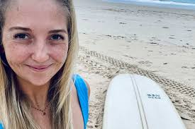 Beach life beckons for city dwellers as visitors, residents roll into  coastal towns Agnes Water, 1770