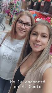 Fui a buscar unos potes al @elcostopanama y me dice esta hermosa , eres  Susan Elizabeth ?, Yo siii, Una foto , Soy santeña, Linda gusto conocerte y  gracias por tanto cariño