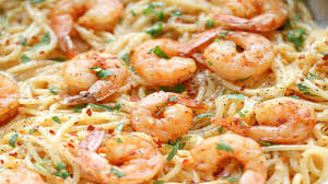 Savoureux Spaghetti Aux Crevettes Et Au Beurre Simple A Realiser Tonmag Recette Crevette Recette Spaghetti Aux Crevettes Recette Poisson