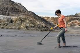 How Deep Can Metal Detectors Detect And Where To Buy One