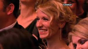 Laurent Lafitte remet le César du meilleur Français dans une actrice  étrangère.