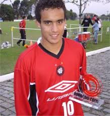 Passing juventude pass completion rate was 88.69 % from a total of 513 passes. Venda De Jadson Rendera Dinheiro Ao Atletico Furacao Com
