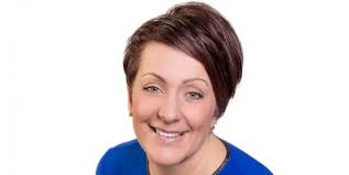 UKs leading entrepreneurs & business leaders let us get to know them