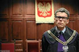 Oznacza to co najmniej jego zatrzymanie i. Kim Jest Sedzia Igor Tuleya Nowa Krs Przesluchuje Go Za Jego Wypowiedzi W Obronie Wolnosci Sadow